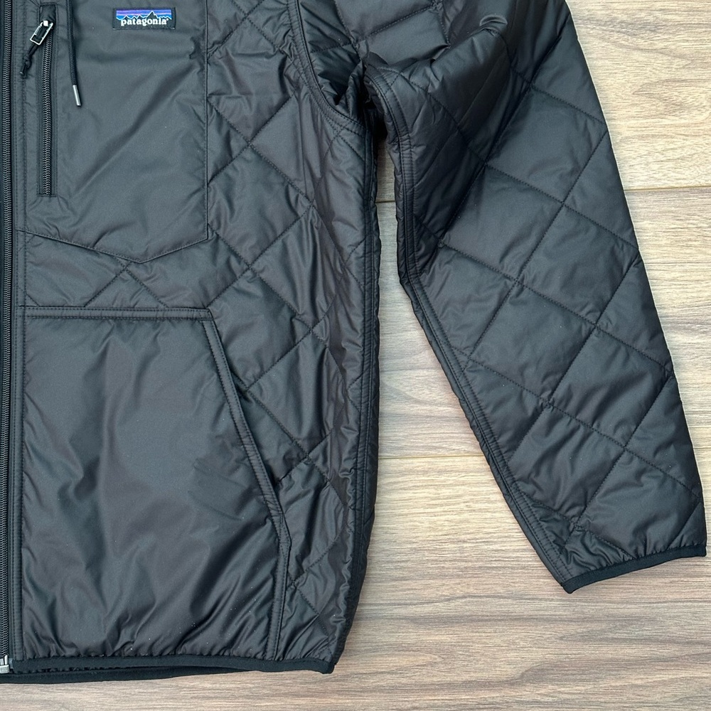 NEW Patagonia Men's Diamond Quilted Bomber Hoody in Black Size Large - Picture 6 of 15